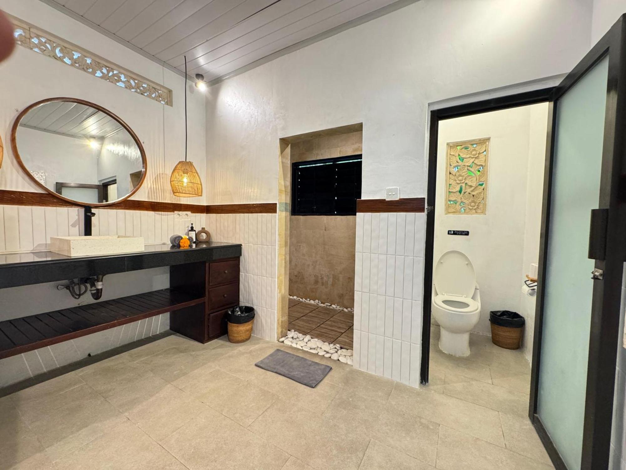 Lalita Villas Seminyak Luaran gambar